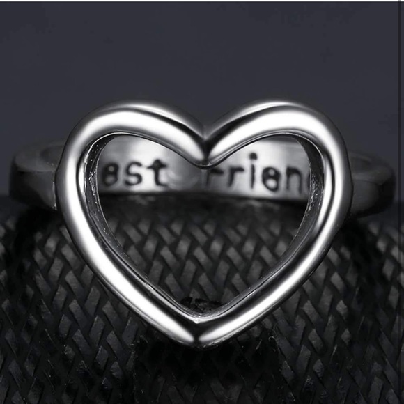 Engraved “Best Friend” Ring - Picture 1 of 3